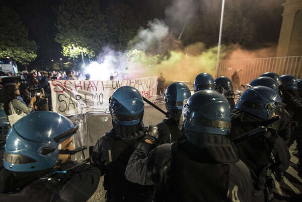 Street parade against G7 in Turin