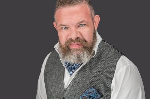 Paul LinkedIn Headshots